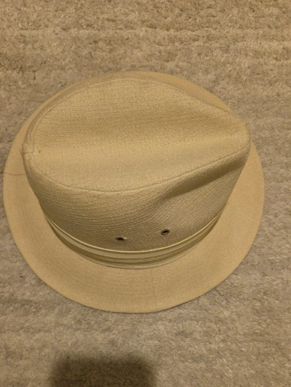 American clothing and textile workers union classic cream